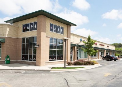Point Commons Store Front Door and Window System Project View 1